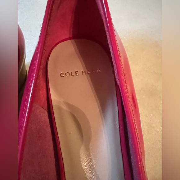 New Cole Haan Hot Pink Patent Leather Peeptoe 1 inch Wedges 7.5 - Picture 5 of 10